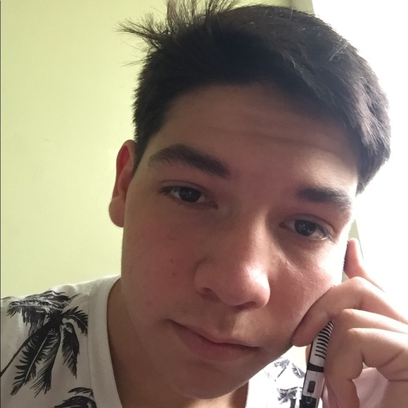 Meet your Posher, Christopher - Picture 1 of 1